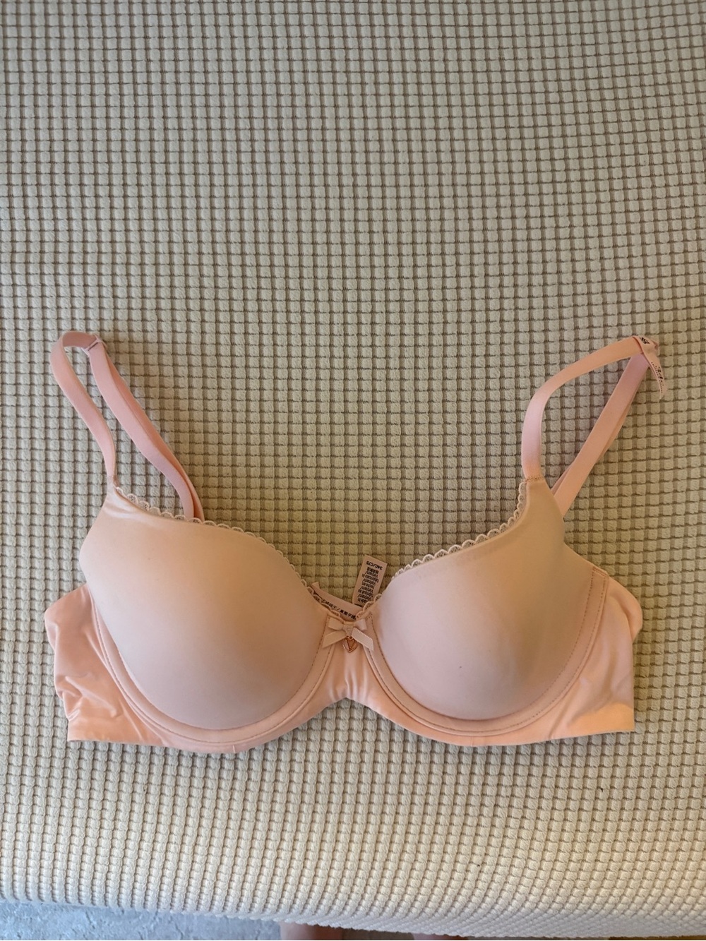NWT Victoria’s Secret Lightly Lined Smooth Demi Bra - 34C - Purest Pink